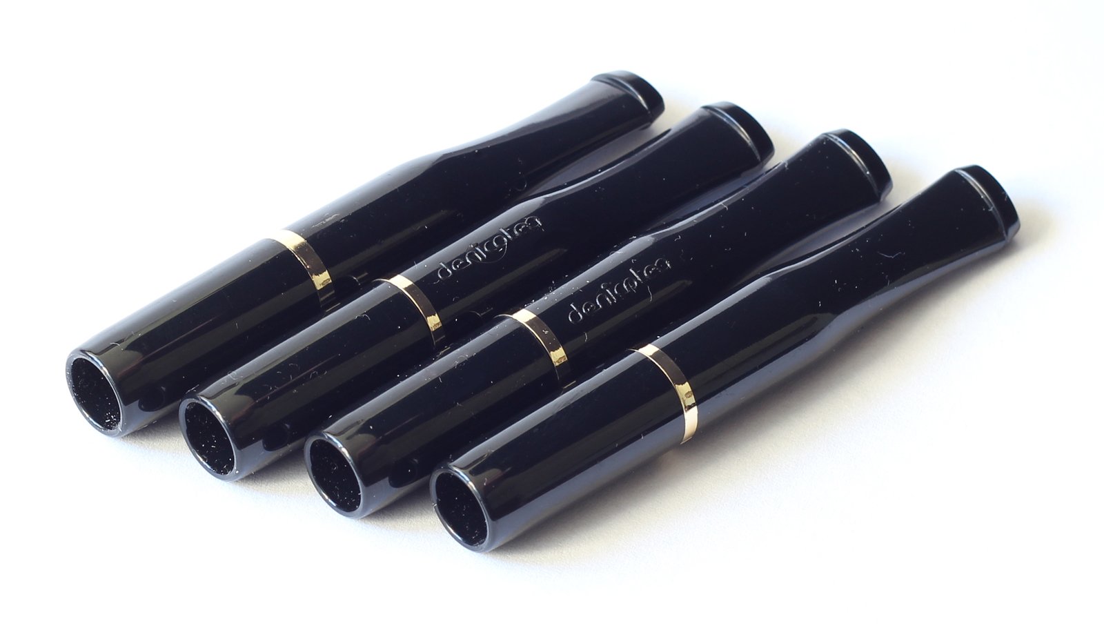 4 x DENICOTEA cigarette holders Black color + Golden colored ring