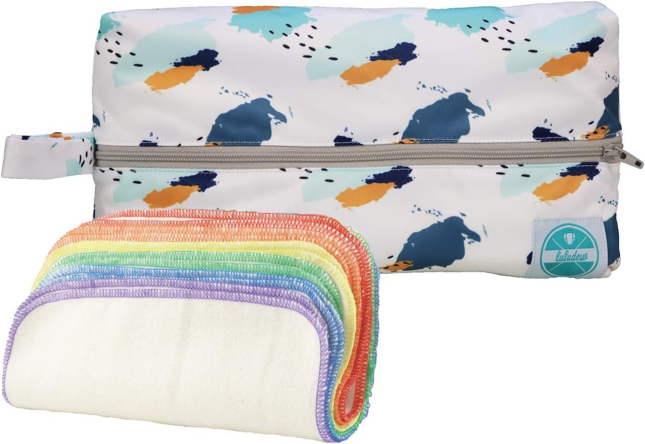 Luludew Reusable Wipe Bag Set for Cloth Diapering โ Printed Travel Bag with 1-Ply Wipes (12 Pack) (Minted)