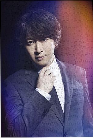 Amazon ジグソーパズル小野大輔 おのだいすけ Ono Daisuke 300ピース ポスター 壁飾り 木製 丈夫 大人 パズル 減圧 木製の 積み木 耐久性 高級印刷 無毒 無臭 無害 難易度調整可能 大人用 子供用 キャラクター パズル 萌えグッズ 子供 初心者向け 長26cm 38 3cm