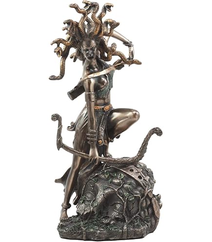 Handmade Medusa Head Bust Statue - 33cm Greek Mythology Sculpture For Home Decor