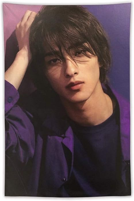 Amazon Co Jp 横浜流星タペストリー インテリア 壁掛け おしゃれ 室内装飾 多機能 寝室 カーテン おしゃれ 個性ギフト 新築祝い 結婚祝い プレゼント ウォール アート 100 150cm ホーム キッチン