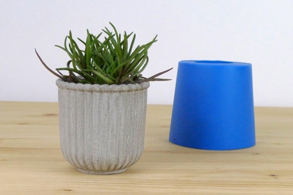 Concrete silicone mold for small planter