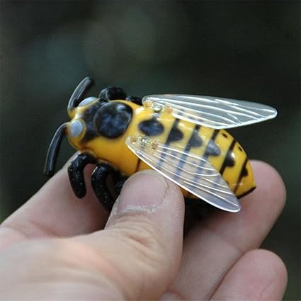 EDTara Creative Electric Simulate Inset Toy Creative Pet Toy for Cat Dog Kids Toy Yellow