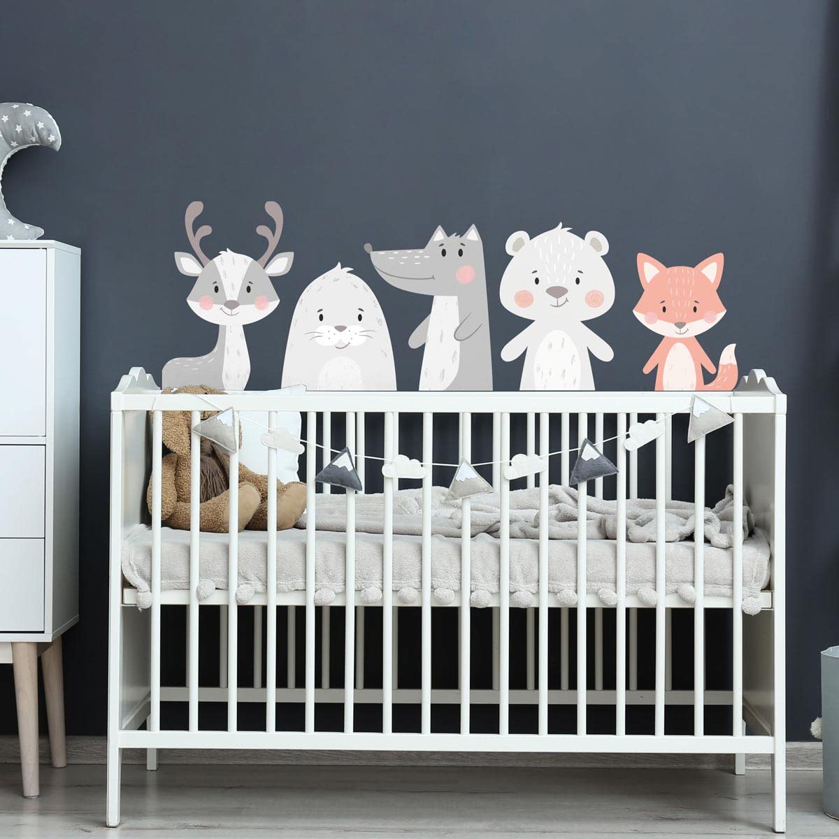 Children's Wall Stickers - Baby Room Decoration - Children's Bedroom Wall Sticker - Scandinavian Valley Animals - H90 x L60 cm