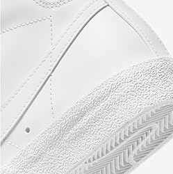Nike Women's Basketball Shoe, White/White, 6