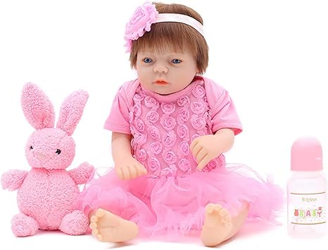 Amazon Co Jp 抱き人形 22インチの生まれ変わった赤ちゃん人形 現実的な赤ちゃん人形人形柔らかいシリコーンビニールの女の子幼児人形磁気口 金髪の髪 Wawa12 ホーム キッチン