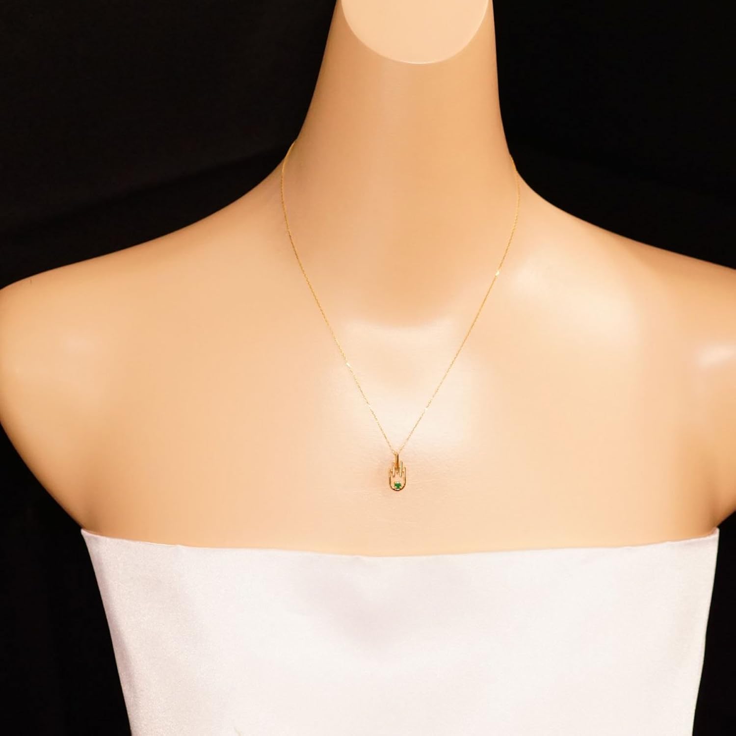 New限定品 K18 18金 Yg イエローゴールド ネックレス エメラルド 中古ジュエリー 中古 B07cn69c7v Www Gcc Ccpf Com