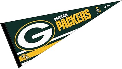 Amazon Com Wincraft Green Bay Packers Pennant Banner Flag Sports Outdoors