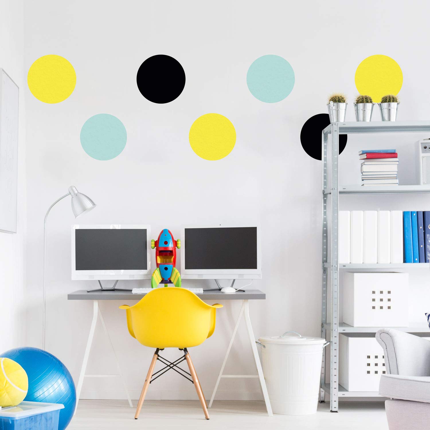 Circle Wall Stickers | Lots of Colours Options Available | Perfect for a Baby's Nursery or Child's Bedroom