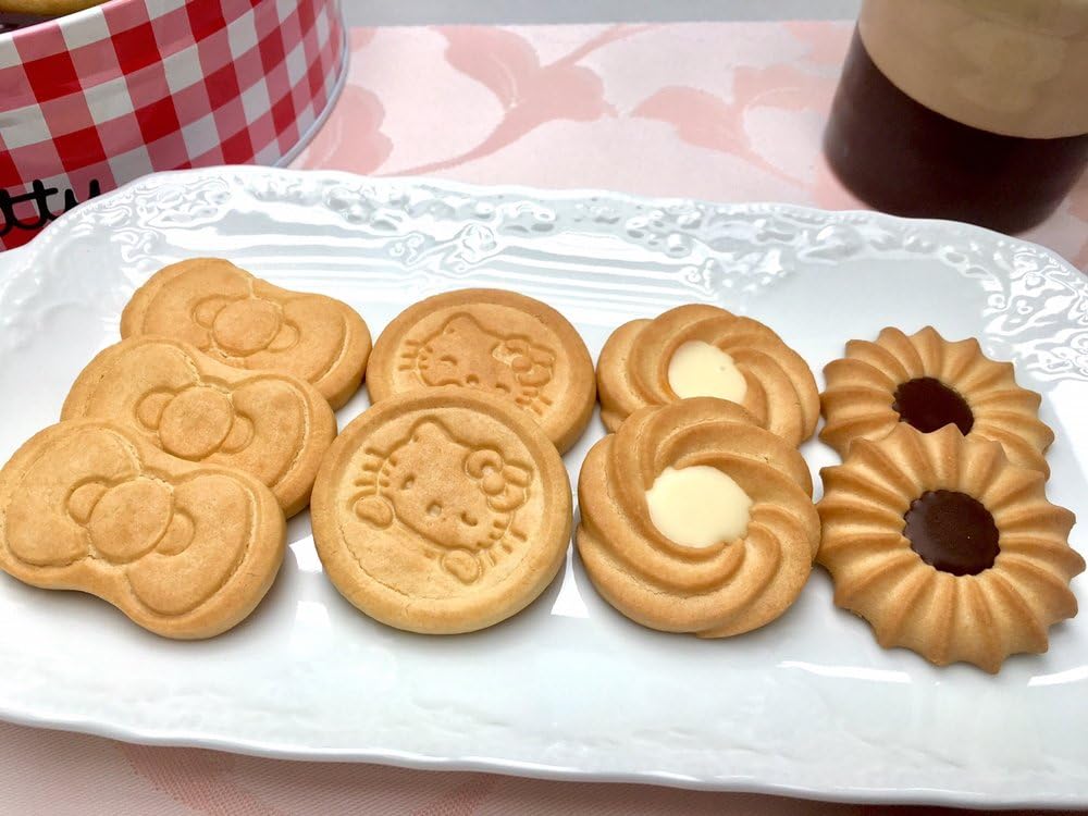 Amazon ブルボン ハローキティバタークッキー缶 60枚 ブルボン ビスケット クッキー 通販