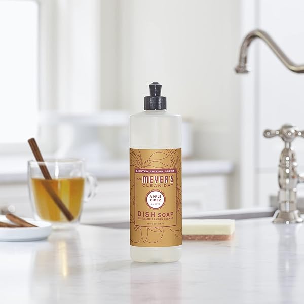 MRS. MEYER’S CLEAN DAY LIQUID DISH SOAP, BIODEGRADABLE FORMULA, LIMITED EDITION APPLE CIDER, 16 FL. OZ