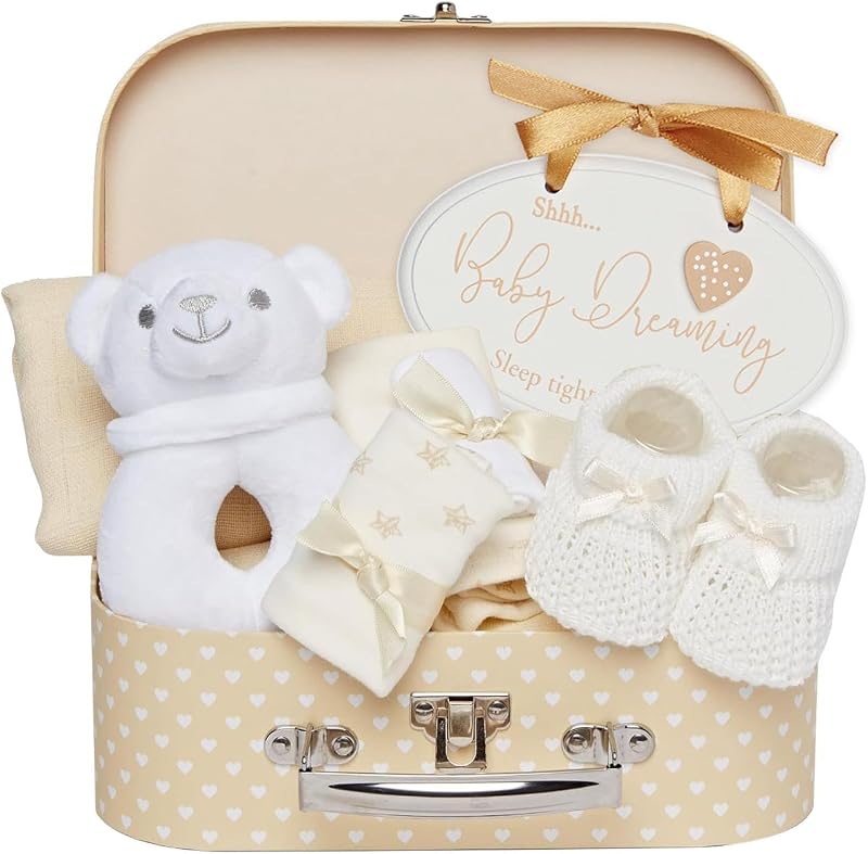 Baby Box Shop Newborn Gift Set Unisex Keepsake Box Rattle Muslin Cloth 7 Pieces