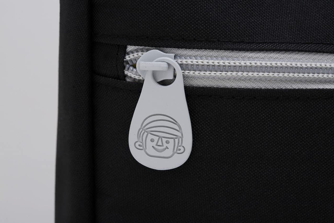 Laundry ROUND SHOULDER BAG BOOK BLACK：8/10発売【ムック本付録】ランドリー ショルダーバッグ(ブラック) LAUNDRY BOYの刻印入り