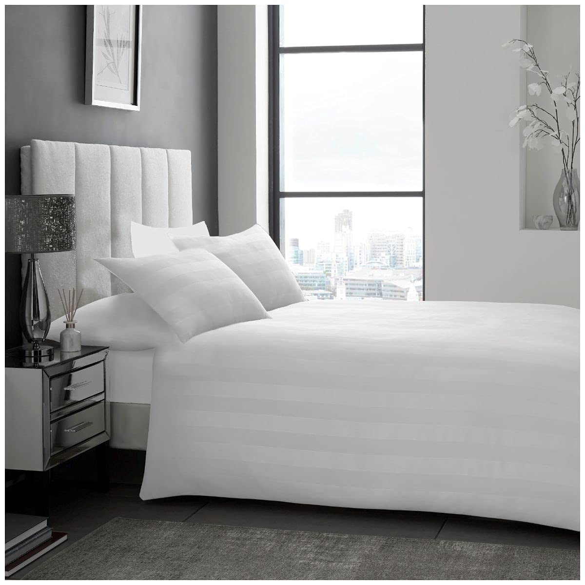 GC GAVENO CAVAILIA Premium Hove Satin Stripe Cover Or Easy Care Hotel Quality Fitted Sheet Or Soft & Cosy Pillowcase, Polyester, White-Duvet Set, Super King