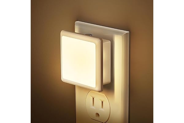 Night Lights Plug into Wall, JandCase Soft White Night Light 3000K, [2 Pack] Night Light with Dusk to Dawn Light Sensor, 0.3W