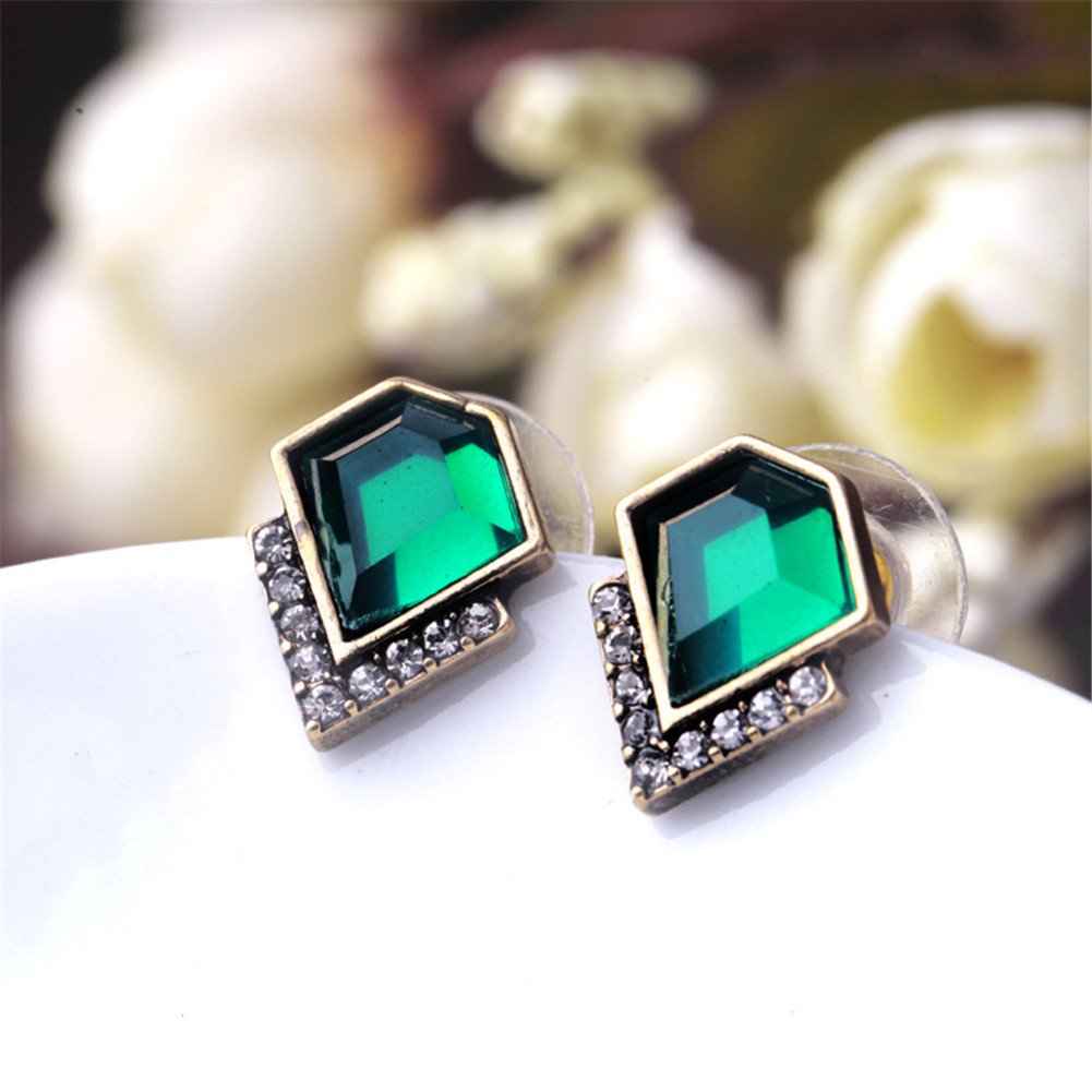Women\'s Classic V Design Green Emerald Stud Earrings, Fashion Crystal Jewelry for Party