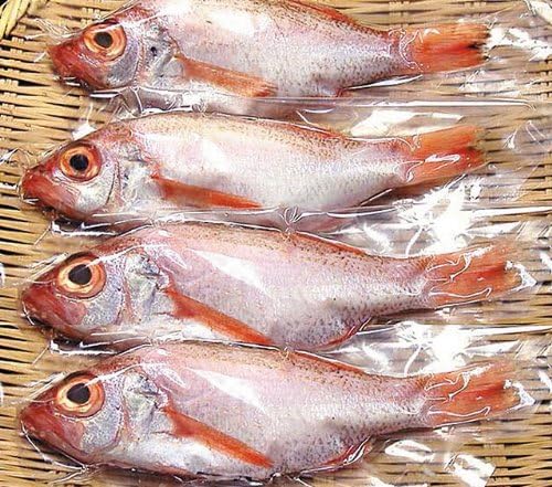 Amazon 香住屋 のどぐろ アカムツ 煮付け 塩焼き用 ４尾入り 香住屋 食品 飲料 お酒 通販