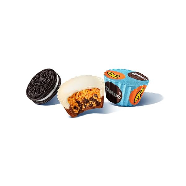 REESE’S OREO MINIATURES MILK CHOCOLATE AND WHITE CREME PEANUT BUTTER CUPS, CANDY SHARE PACK, 9 OZ
