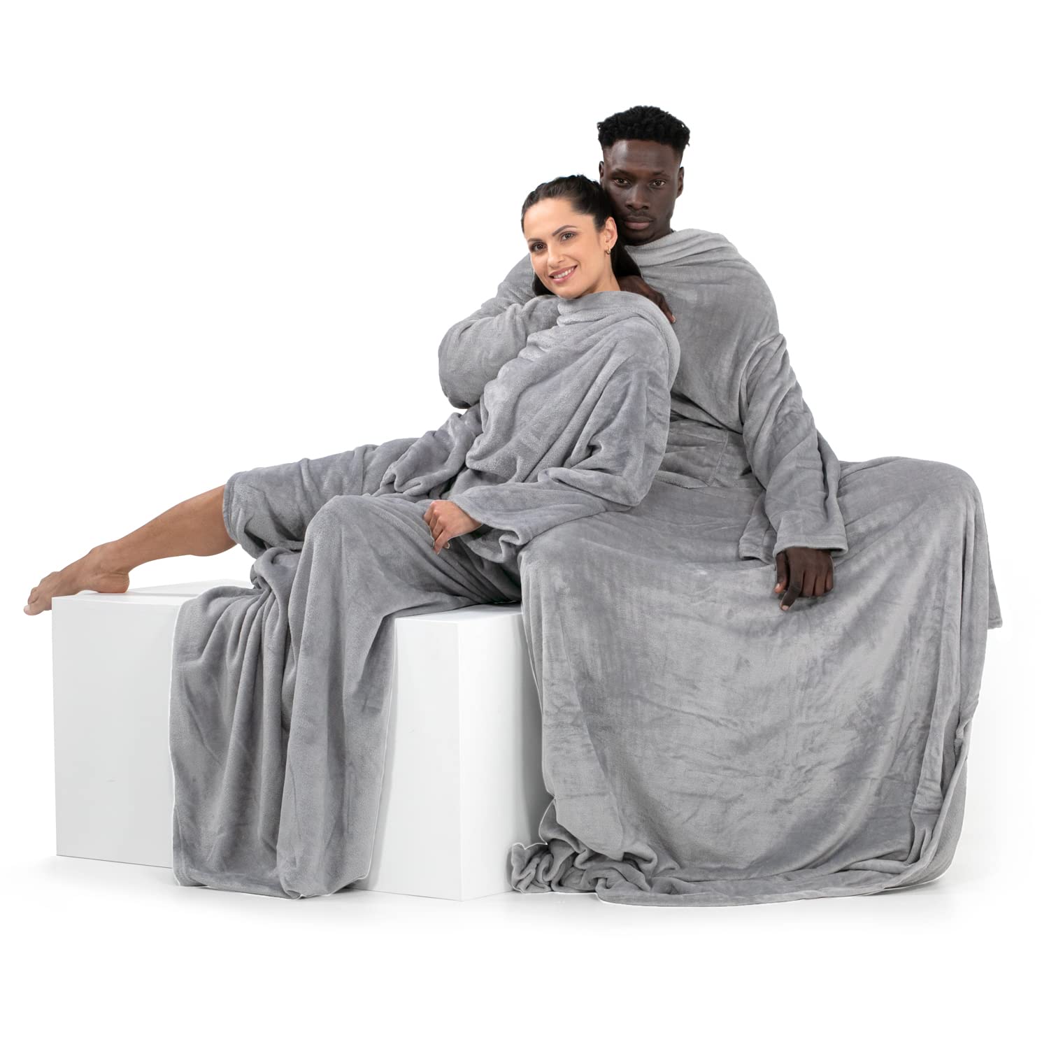 DecoKing Lazy TV Blanket, Microfibre Fleece Blanket with Sleeves, Pockets and Soft Foot Pocket