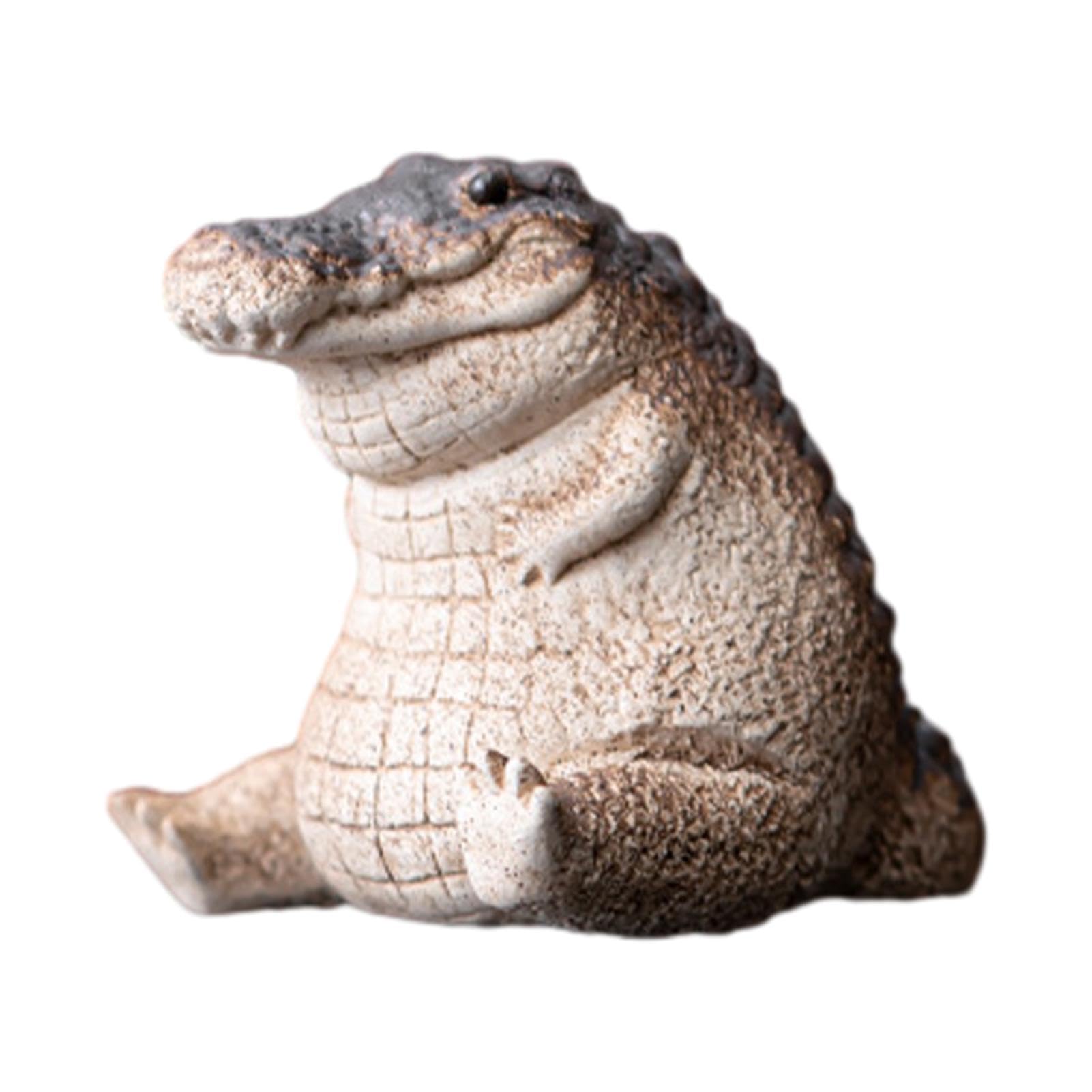 Tongdejing Alligator Baby Statue Ornament,Garden Crocodile Figurine Resin Animal Sculpture Tea Set Accessories Tea Ceremony Desk Pet for Tea Enthusiasts Lovers Tearoom Gifts(black+beige)