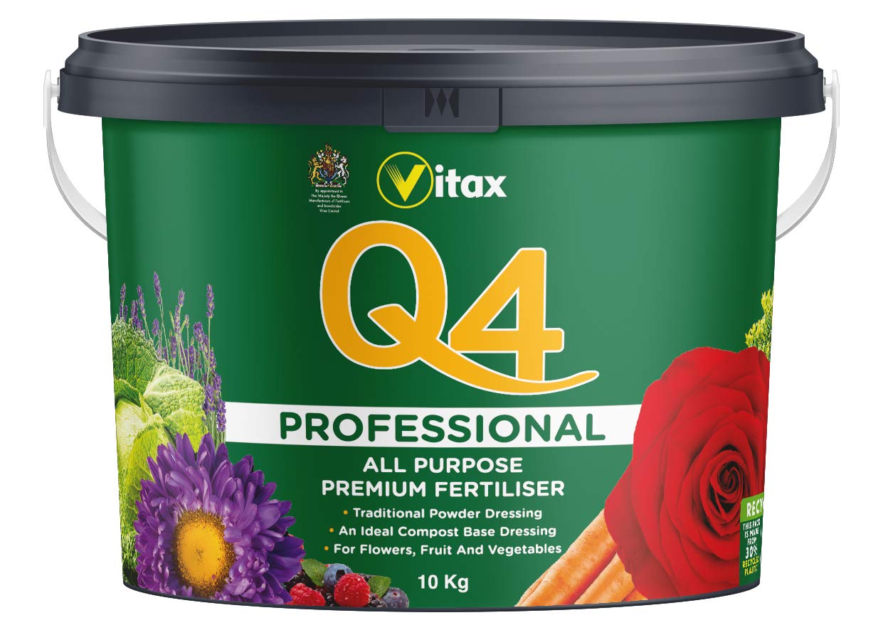 Vitax Q4 Fertiliser, Plant Food Enriched With Organic Nutrients, More Flowers, Bigger Yields, Slow Release -10 Kg