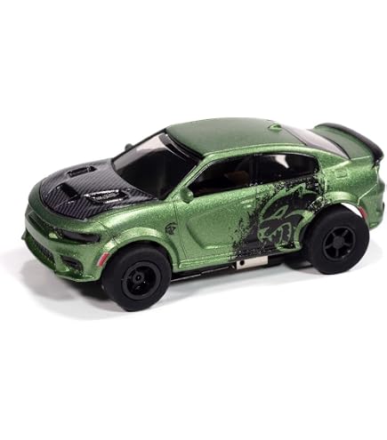 Amazon.com: Auto World Xtraction 2021 Dodge Charger Hellcat Redeye