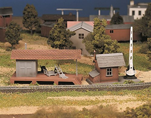Bachmann Trains Loading Platform and Crossing Shanty