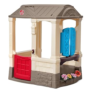 Step 2 85310 Courtyard Cottage Playhouse Amazon Co Uk Toys Games