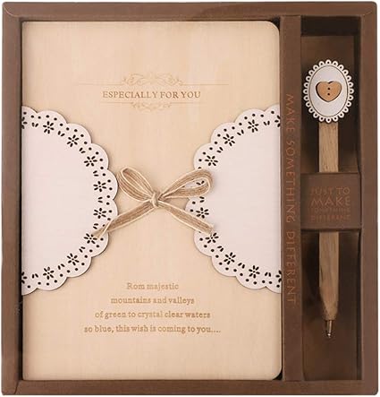 Amazon ノート 手帳 木製 レトロ感 飾り物つき 高級 ぺんを贈り 100枚 学習ノート クラシック 個性 プレゼント かわいい ギフト 家計簿 贈り物 ファッション メモ帳 精巧 シンプル 日記帳 キャンパス おしゃれ 通学 交換ノート システム手帳 文房具 オフィス用品