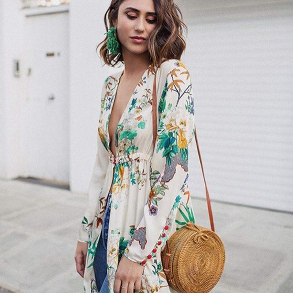 Lefur Rattan Bags for Women Round Handmade Straw Bag Purse Boho Circle Crossbody Handag with Shoulder Leather Strap