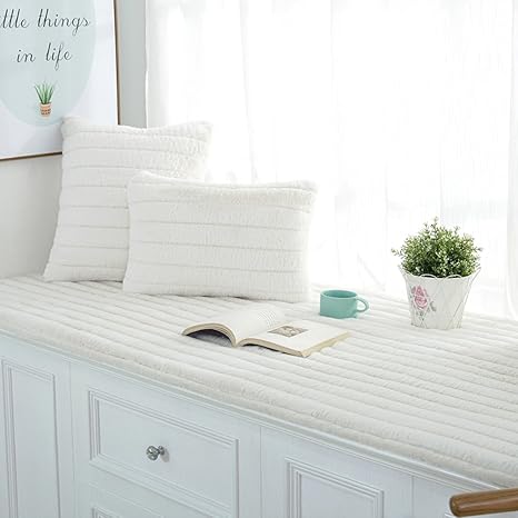 Amazon Com Gx Xd Plush Bay Window Mat Cover Window Sill Mat Floor