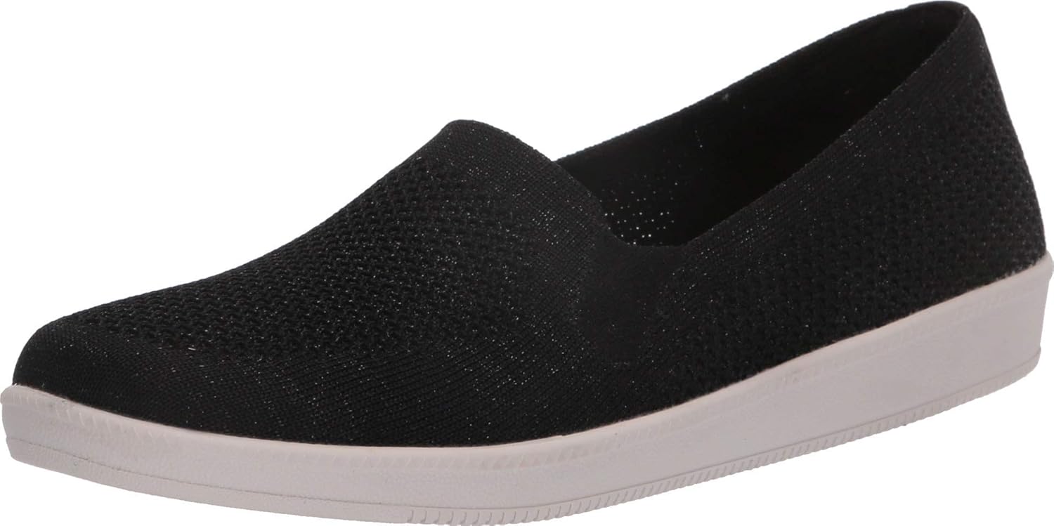 closest skechers store