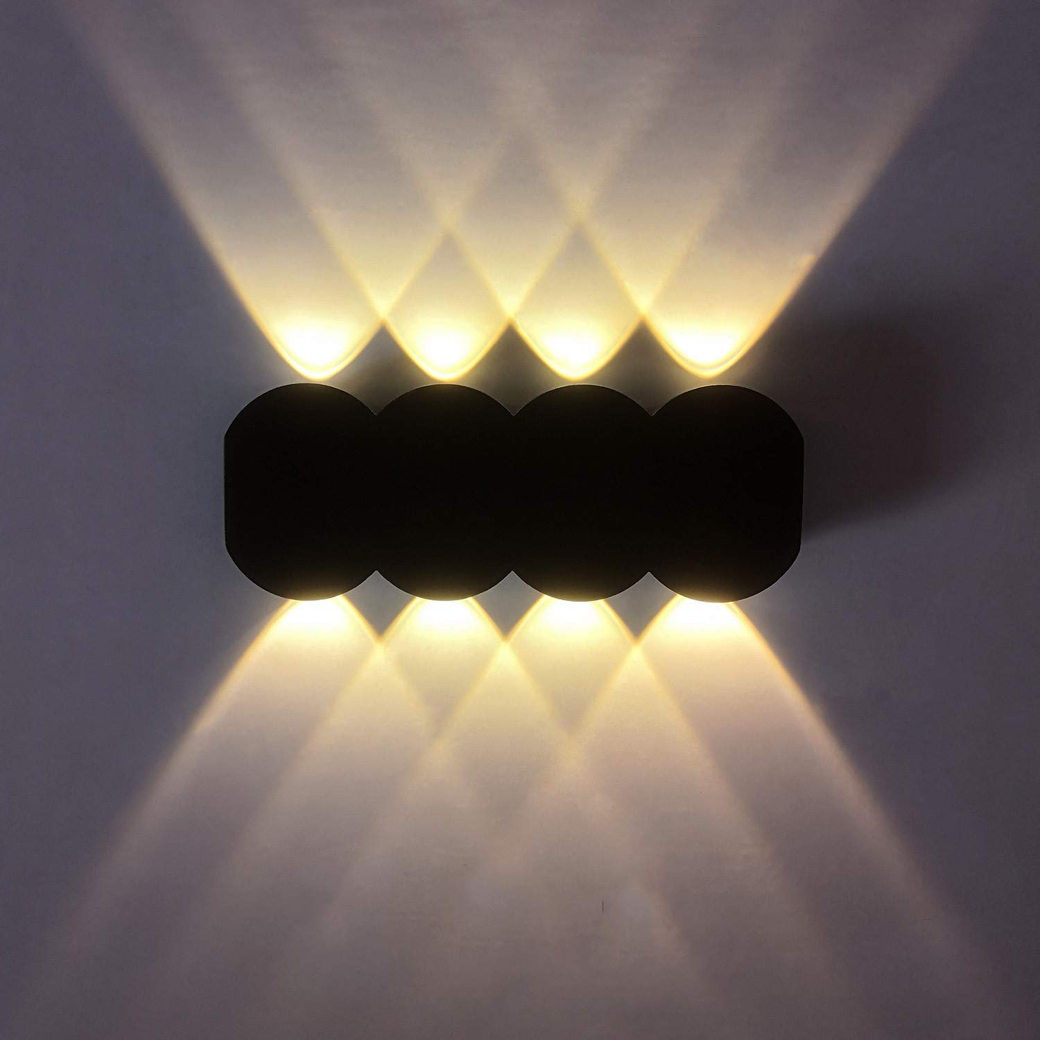 Qucover 8W LED Wall Light Modern Waterproof Wall Lamp Indoor and Outdoor, Black Aluminum Warm White Up Down Wall Lamps for Living Room/Bedroom/Porch [Energy Class A++]