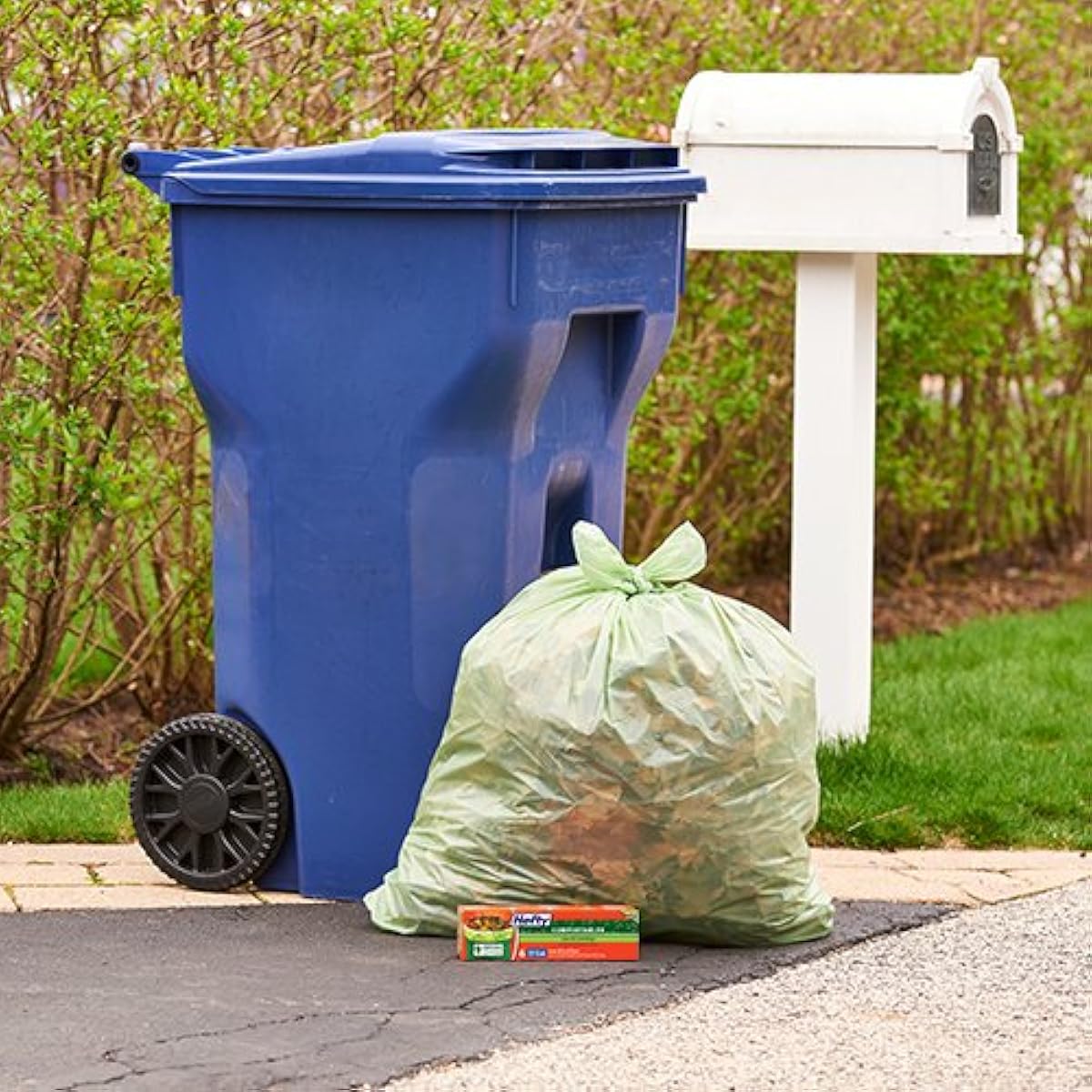 Hefty 00E52000 Composting Small Kitchen Scrap/Trash Bags (2.6 Gallon