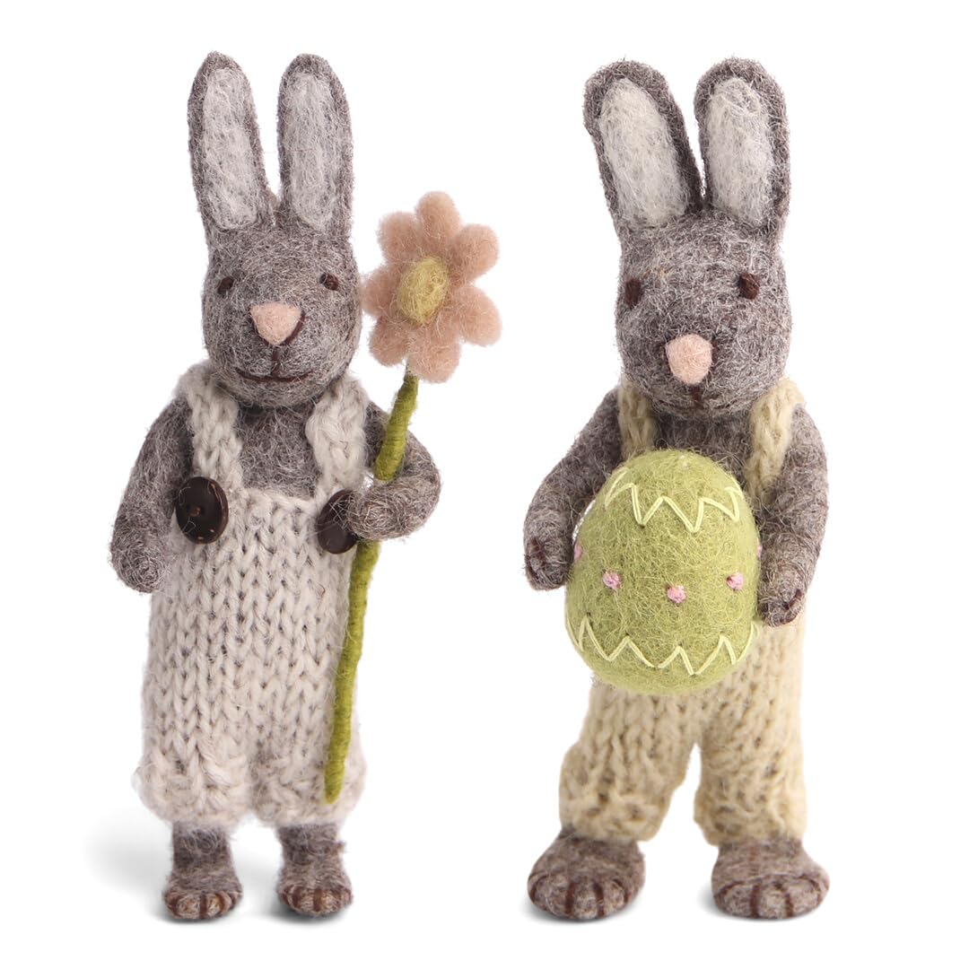 Gry & SIF Easter Bunny, Figures for Standing, Elaborate Handmade with Many Details, Fair Trade, Easter Decoration Made of Felt, 1 x Decorative Bunny Grey with Easter Egg and Daisy, 15 cm