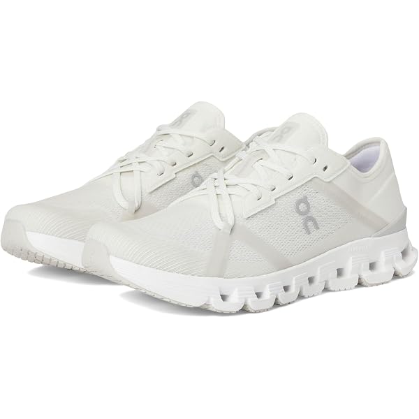 Amazon.com | On Womens, Cloud X 4 Aloe/Honeydew, 6 Medium | Road Running