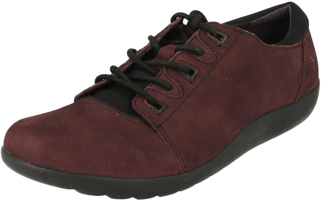 ladies clarks lace up shoes