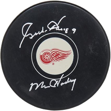 gordie howe signed puck