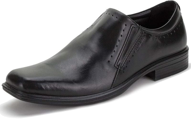 sapato social da marca pegada