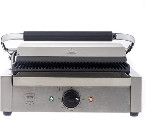 Metro Professional Gpg1101 Contact Grill Ribbed Cast Iron Grill Surface 3000 W Fat Trap For Commercial Use Ideal As Panini Maker Or Grill Toaster Temperature Range Up To 300 C Professional Amazon De