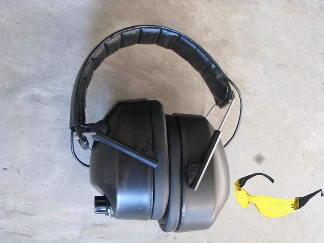 Noise Canceling Electronic Ear Muffs Protection Shoot