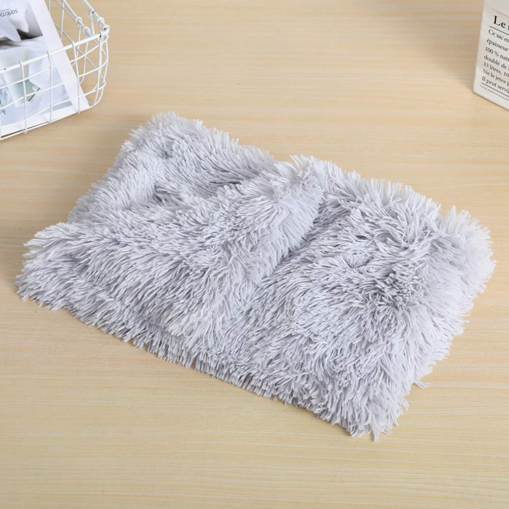Ewolee Dog Blanket, Super Soft Warm Fluffy Pet blanket, Shaggy Faux Fur Pet Snuggle Blanket Washable Sleep Bed Mat for Small Medium Large Dogs and Cats (Small, Light Grey)
