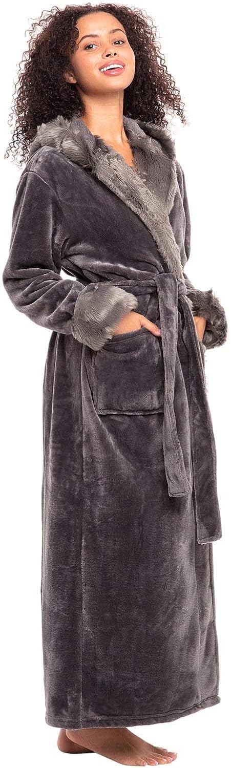 Alexander Del Rossa Women's Warm Fleece Robe with Hood, Long Faux Fur Plush Bathrobe at  Women’s Clothing store
