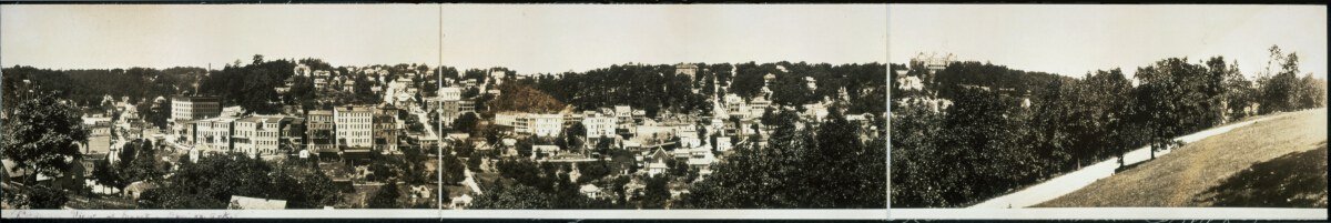 c1916 Birds-eye view of Eureka Springs, Ark. 48" Vintage Panorama photo
