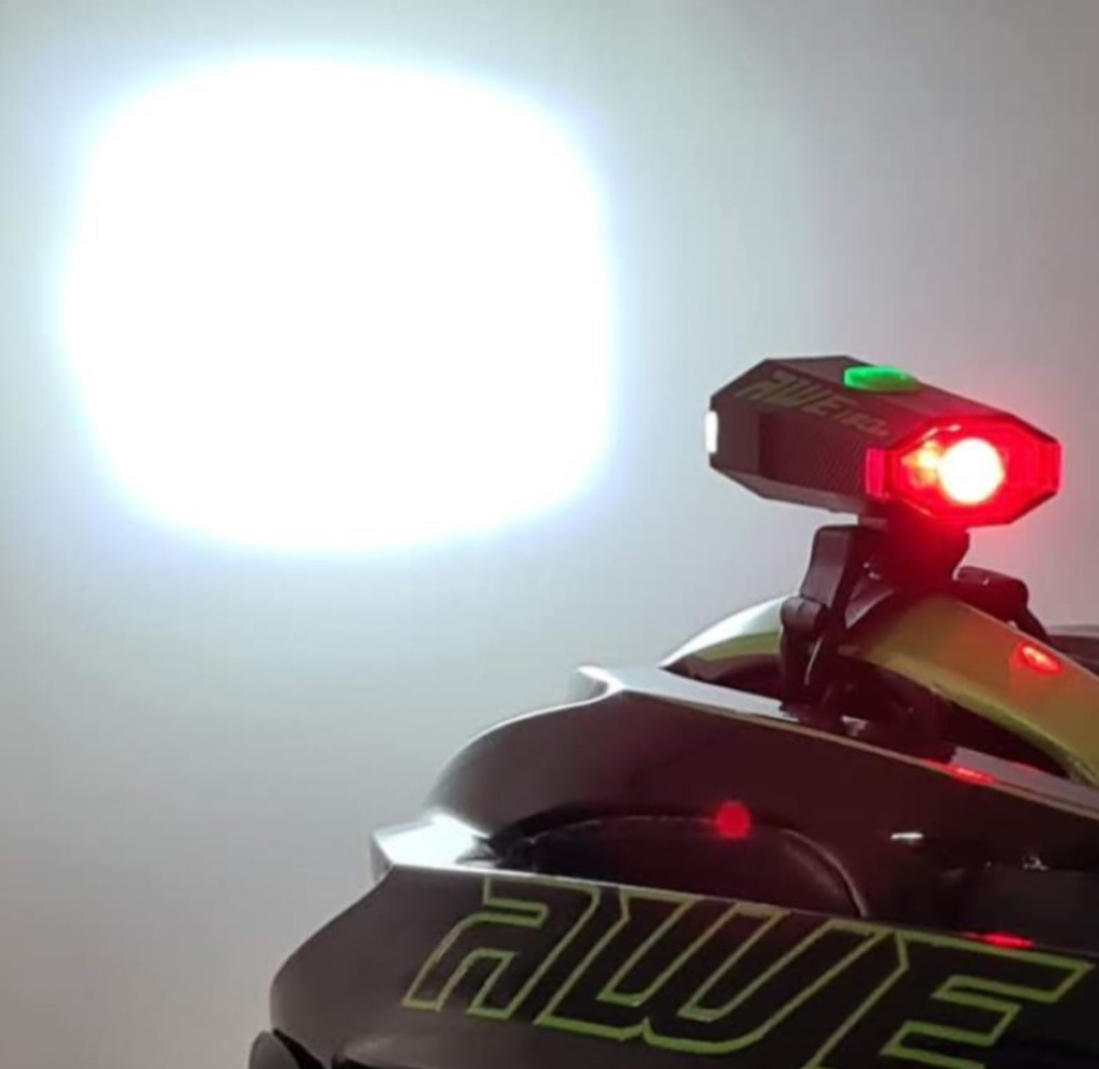 AWE 180 Lumens Front/Rear USB, 360º Protection. Bicycle Helmet Light, 2 x Super Bright LED's. Fully Rechargeable, Visibility 1km+ IPX4 Waterproof *SEE 360 VIDEO*