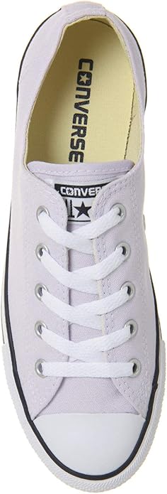 converse color uva