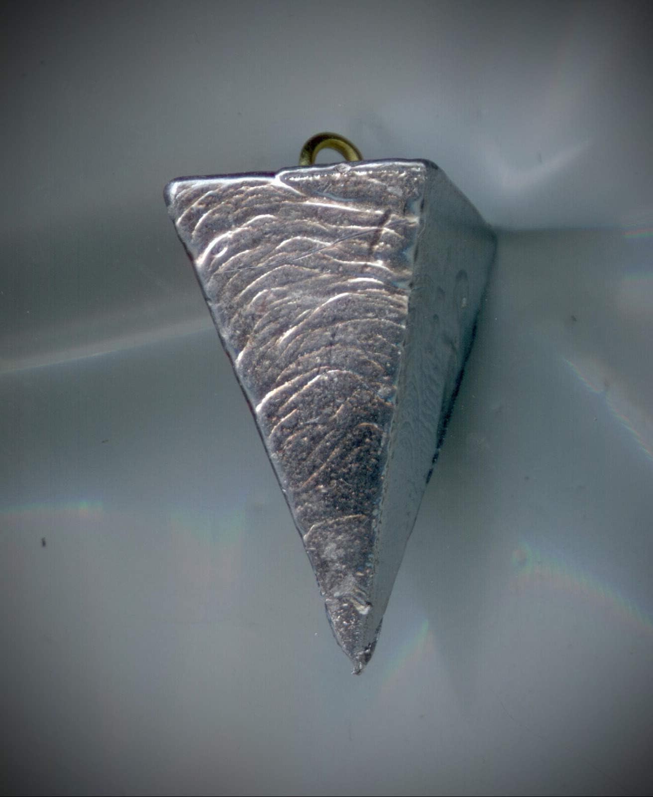 Lot of 10 Pcs 4 Oz Pyramid Fishing Weights Sinker Fishing Supplies Gear and Equipment
