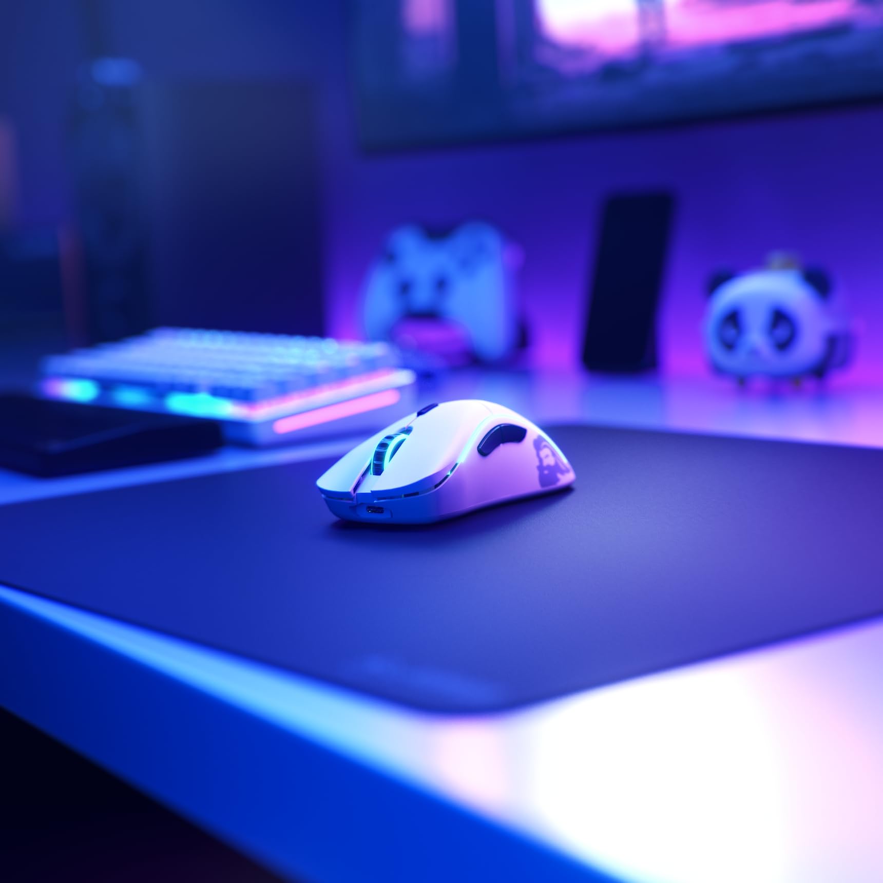 GLORIOUS Model D Wireless Gaming-Maus, 69g, BAMF Sensor, 2.4GHz, Mattweiß 6