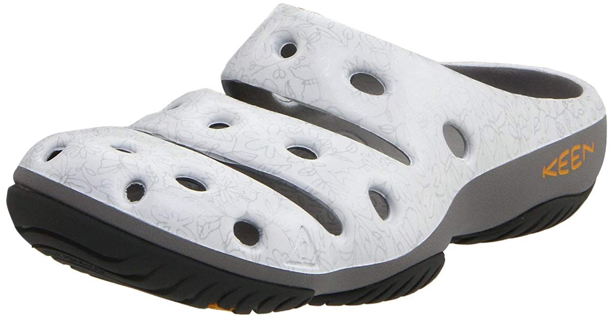 keen yogui arts walking sandals