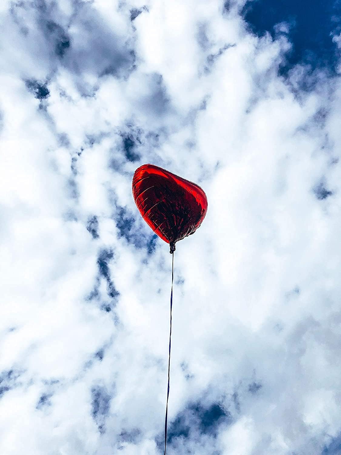 Heart Balloon, 30 x Red Heart Helium Balloons, Heart Shaped Foil Balloons for Parties Birthdays, Valentine's Day, Wedding - Image 5